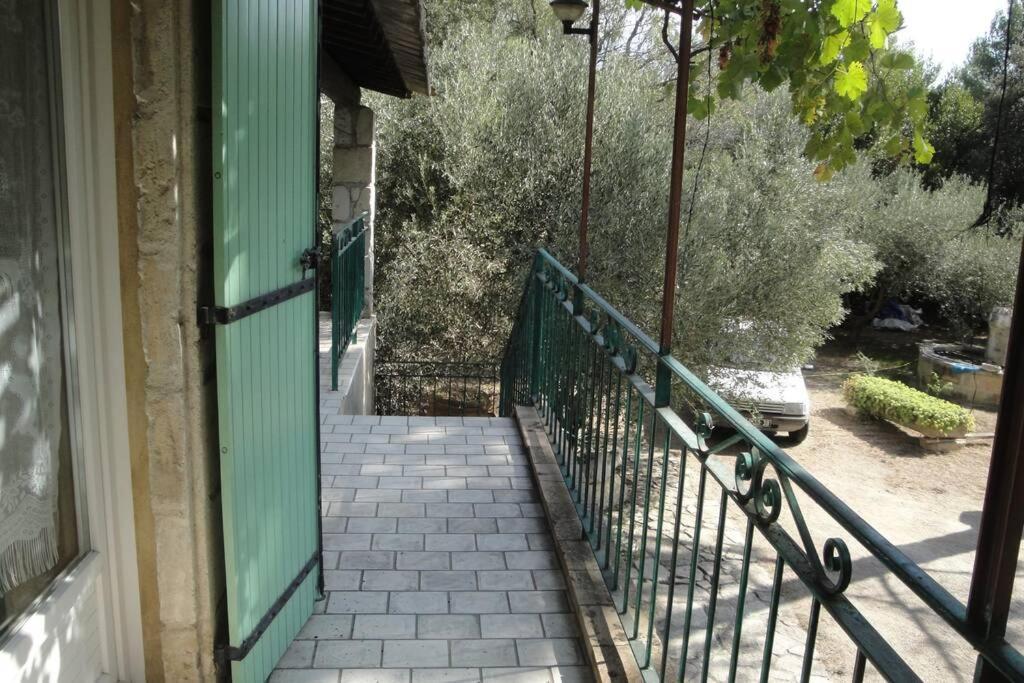 בוקר Le Mas De Lucien Entre Arles, Nimes, Avignon. מראה חיצוני תמונה