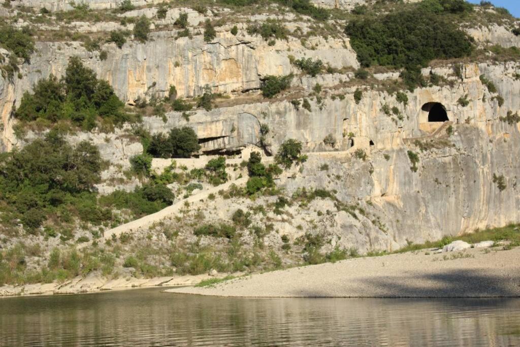 בוקר Le Mas De Lucien Entre Arles, Nimes, Avignon. מראה חיצוני תמונה